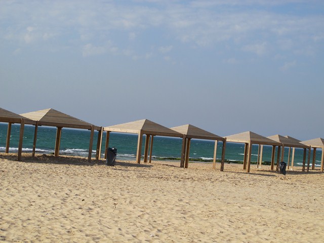 קובץ:Nizanim beach1.jpg