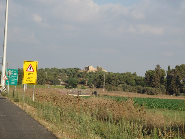 קובץ:Aqueduct road3.jpg