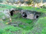 Shmaryahu-caves2.jpg