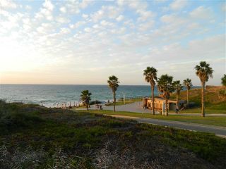 Cliff-beach-entrance.jpg