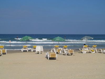 Poleg beach1.jpg