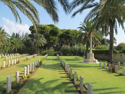 Haifa old cemetries1.jpg