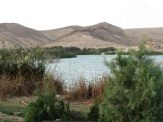 Yeroham reservoire.jpg