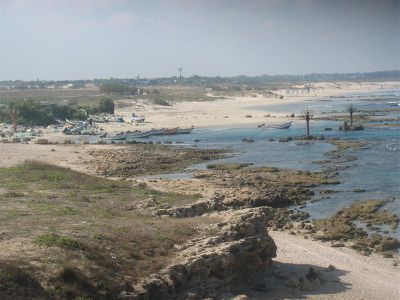 Jisr beach.jpg